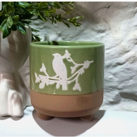 FOOTED SAGE GREEN PLANT POT!!! BEAUTIFUL!!! - Picture 1 of 3